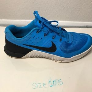 Men’s Nike shoes